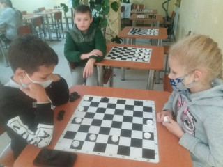 Шахово-шашковий турнір з нагоди Дня села