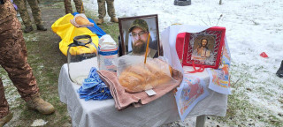 Великодальницька громада провела в останню путь Дениса Харитончука